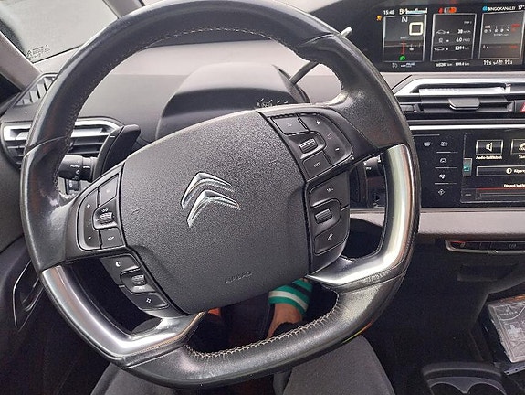 Citroen Grand C4 Picasso 26 of 30