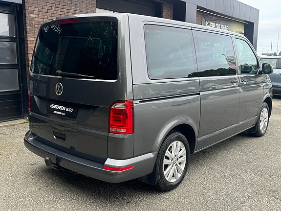 Volkswagen Multivan 6 of 26