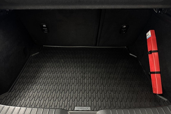 Mazda 3 27 of 30