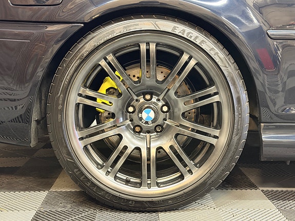 BMW M3 6 of 30