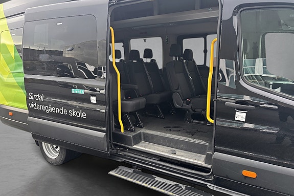 Ford Transit 30 of 30