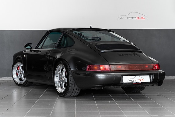 Porsche 911 4 of 30