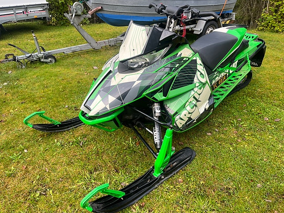 Arctic-cat F800 Sno Pro 2 of 3