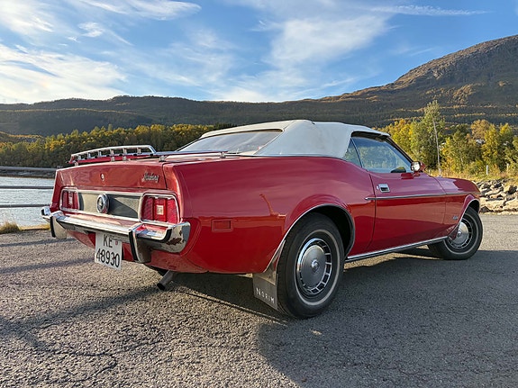 Ford Mustang 10 of 21