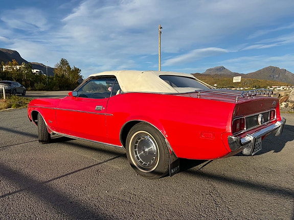 Ford Mustang 11 of 21