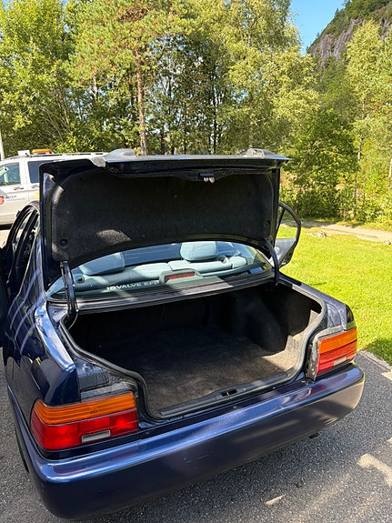 Toyota Corolla 12 of 13