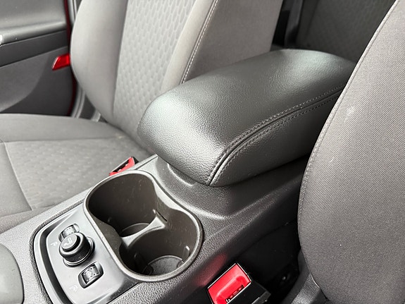 Ford Focus 27 of 29