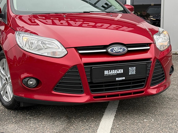 Ford Focus 3 of 29