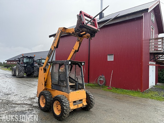 Mustang 2054 kompaktlaster 20 of 26