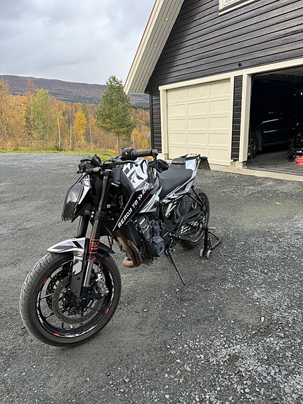 KTM 790 Duke 4 of 9