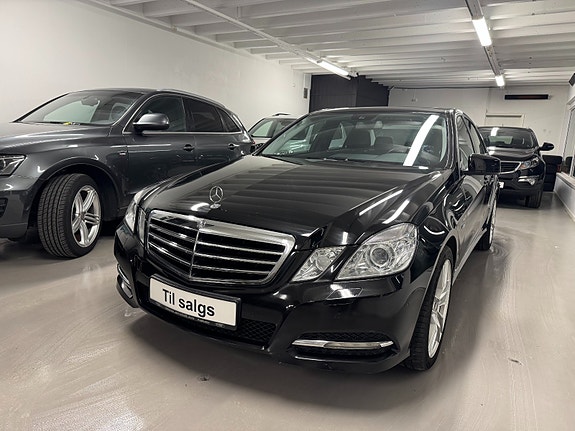 Mercedes-Benz E250 4 of 30
