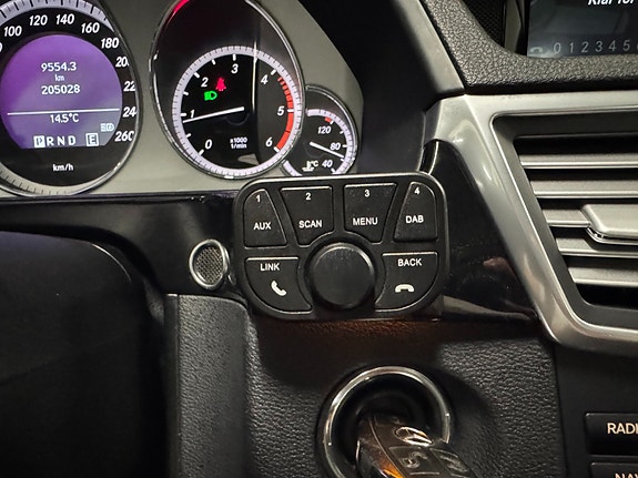 Mercedes-Benz E250 26 of 30