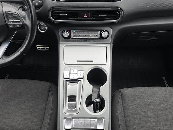 Hyundai Kona 14 of 22