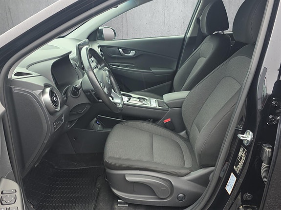 Hyundai Kona 9 of 22