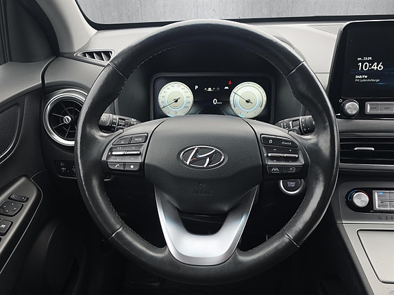 Hyundai Kona 10 of 22
