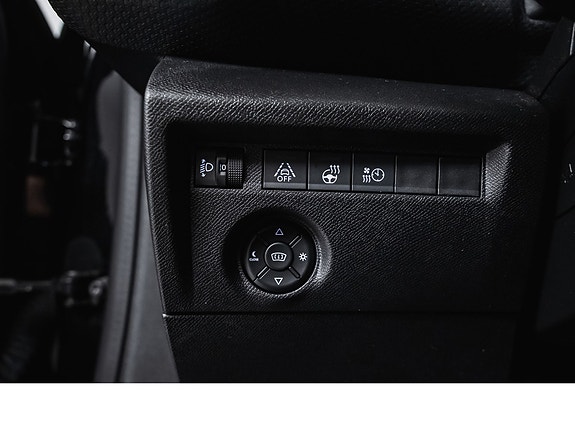 Citroen E-C4 23 of 30