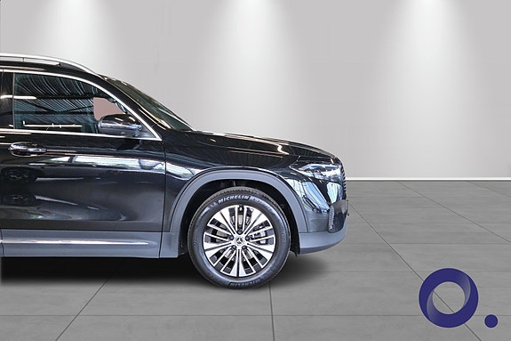 Mercedes-Benz EQB300 9 of 30