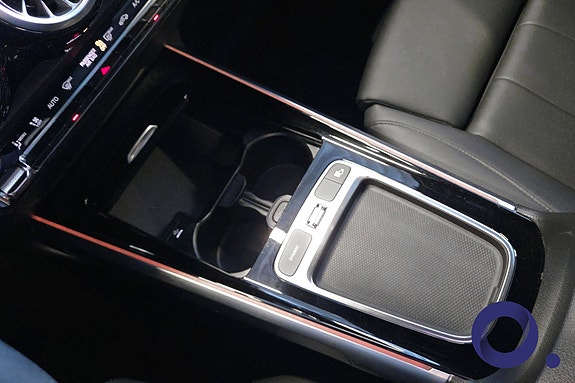 Mercedes-Benz EQB300 23 of 30