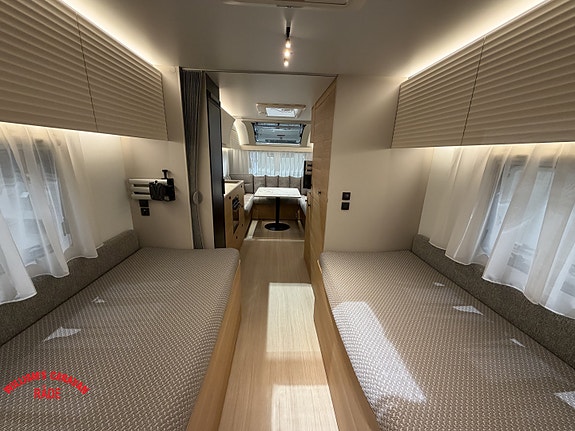 Adria ADORA 663 UT 14 of 20
