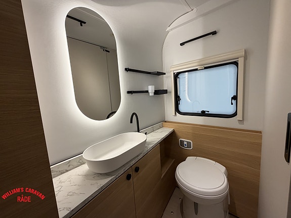 Adria ADORA 663 UT 19 of 20