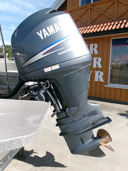 Buster XXL - Yamaha 150 hk 9 of 15
