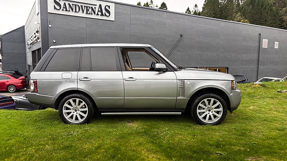 Land Rover Range Rover 7 of 30