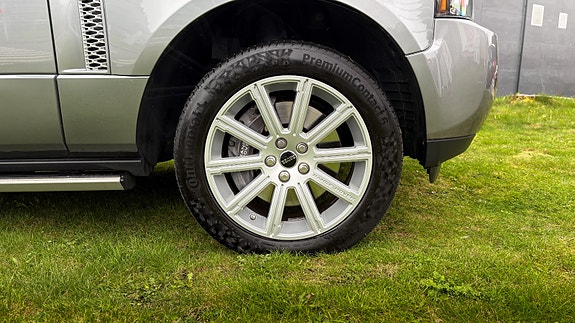 Land Rover Range Rover 10 of 30