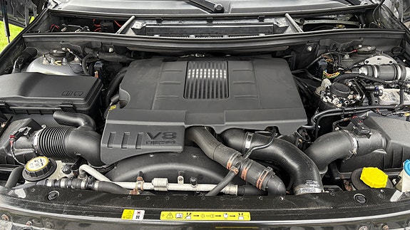 Land Rover Range Rover 4 of 30