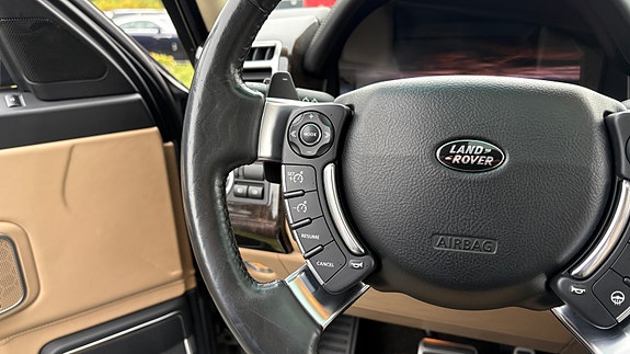Land Rover Range Rover 23 of 30