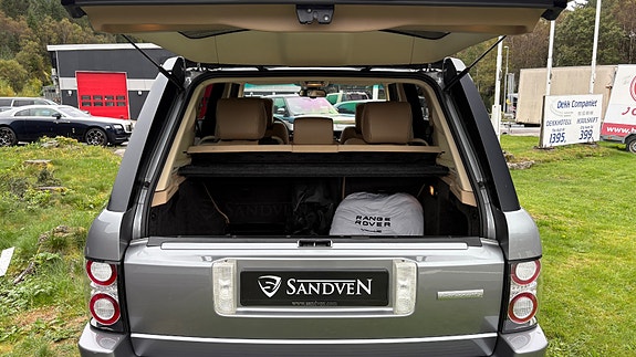 Land Rover Range Rover 16 of 30