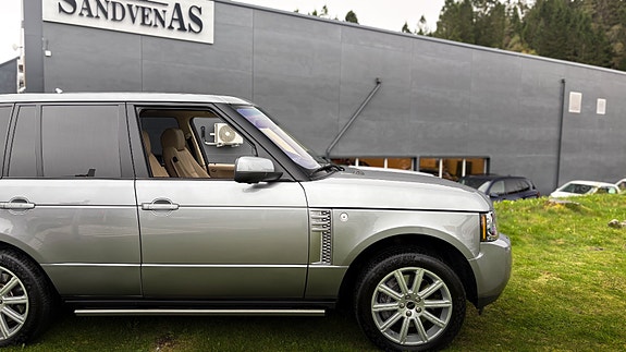 Land Rover Range Rover 9 of 30