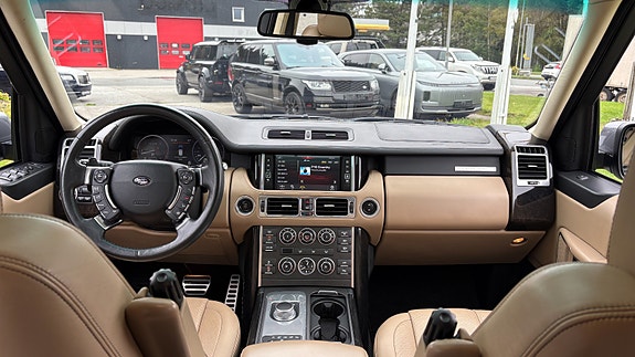 Land Rover Range Rover 20 of 30