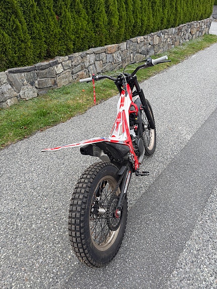 Beta EVO Factory 125 3 of 10