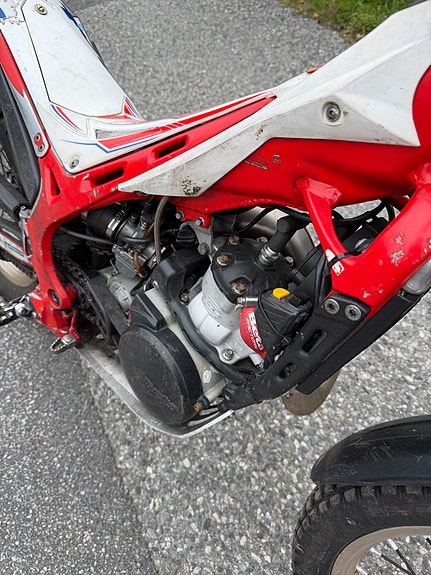 Beta EVO Factory 125 7 of 10