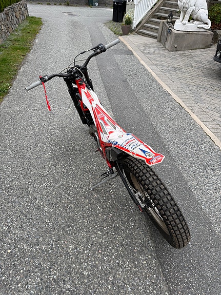 Beta EVO Factory 125 4 of 10