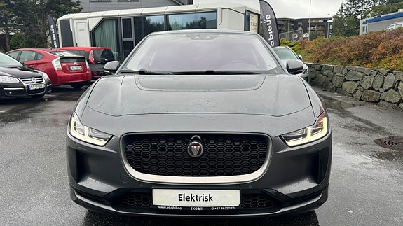Jaguar I-PACE 4 of 26