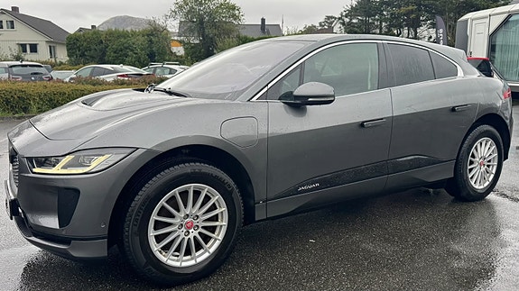 Jaguar I-PACE 2 of 26