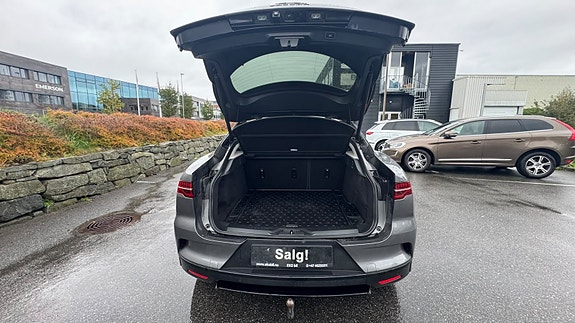 Jaguar I-PACE 6 of 26