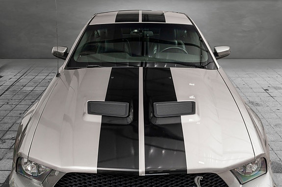 Ford Mustang 9 of 27