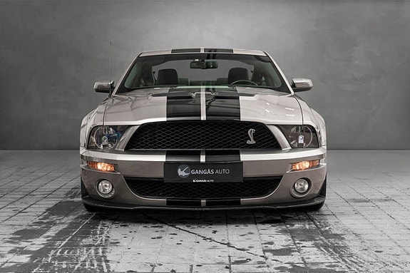 Ford Mustang 7 of 27