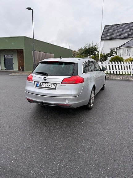 Opel Insignia 3 of 9