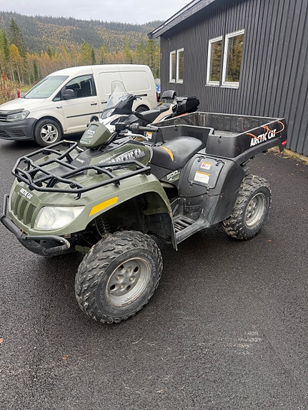 Arctic-cat TBX 500 2 of 5