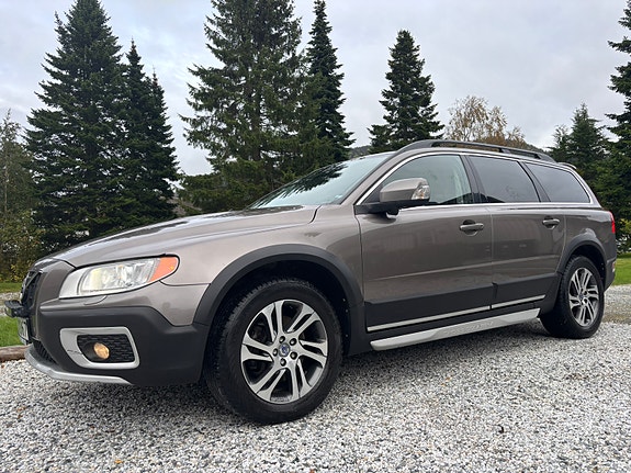 Volvo XC70 3 of 30
