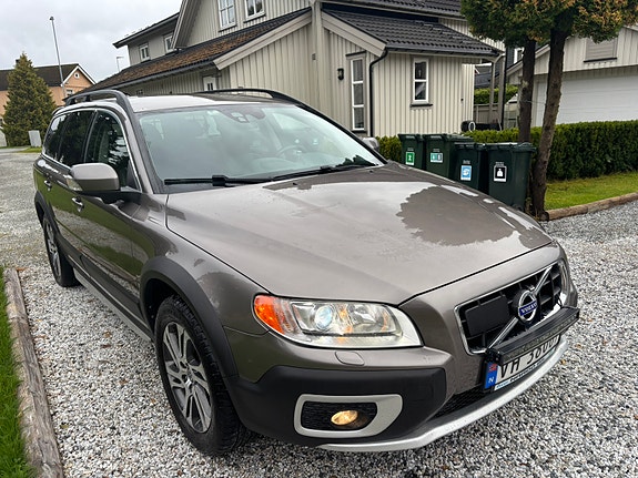 Volvo XC70 6 of 30
