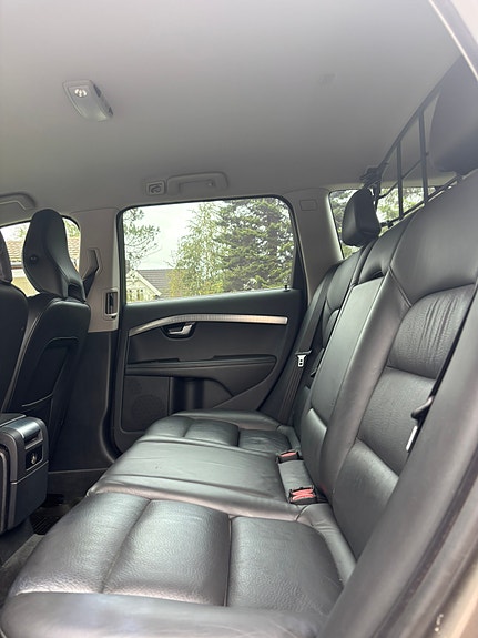 Volvo XC70 24 of 30