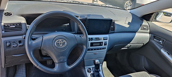Toyota Corolla 16 of 23