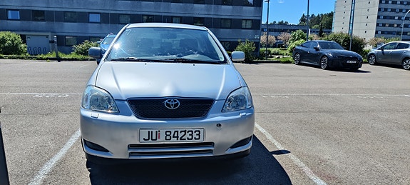 Toyota Corolla 8 of 23