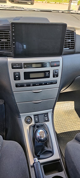Toyota Corolla 17 of 23