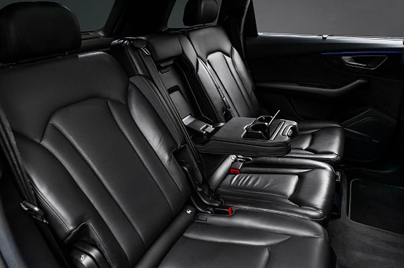 Audi Q7 7 of 10