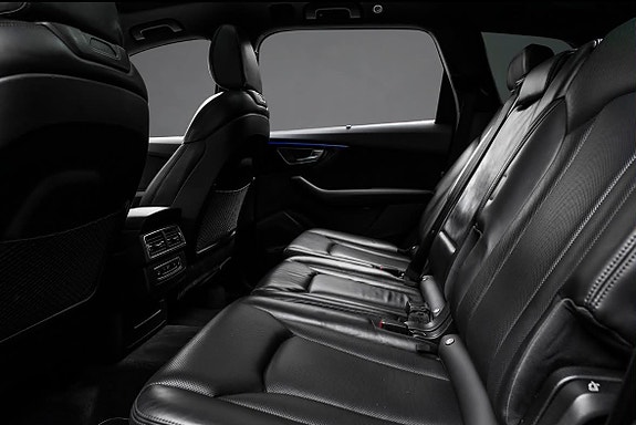 Audi Q7 6 of 10